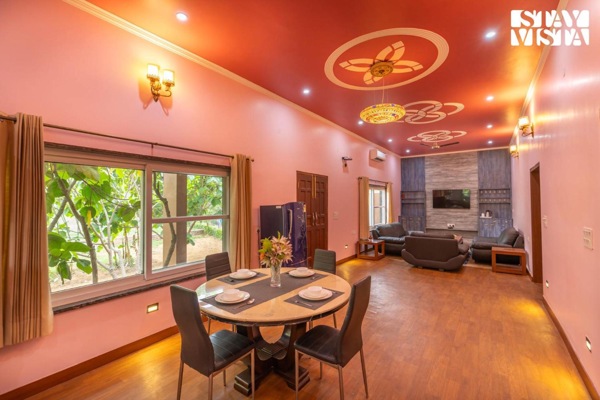 Stayvista At Maple Farms With Pool, Bbq & Bonfire Sohna Exterior foto